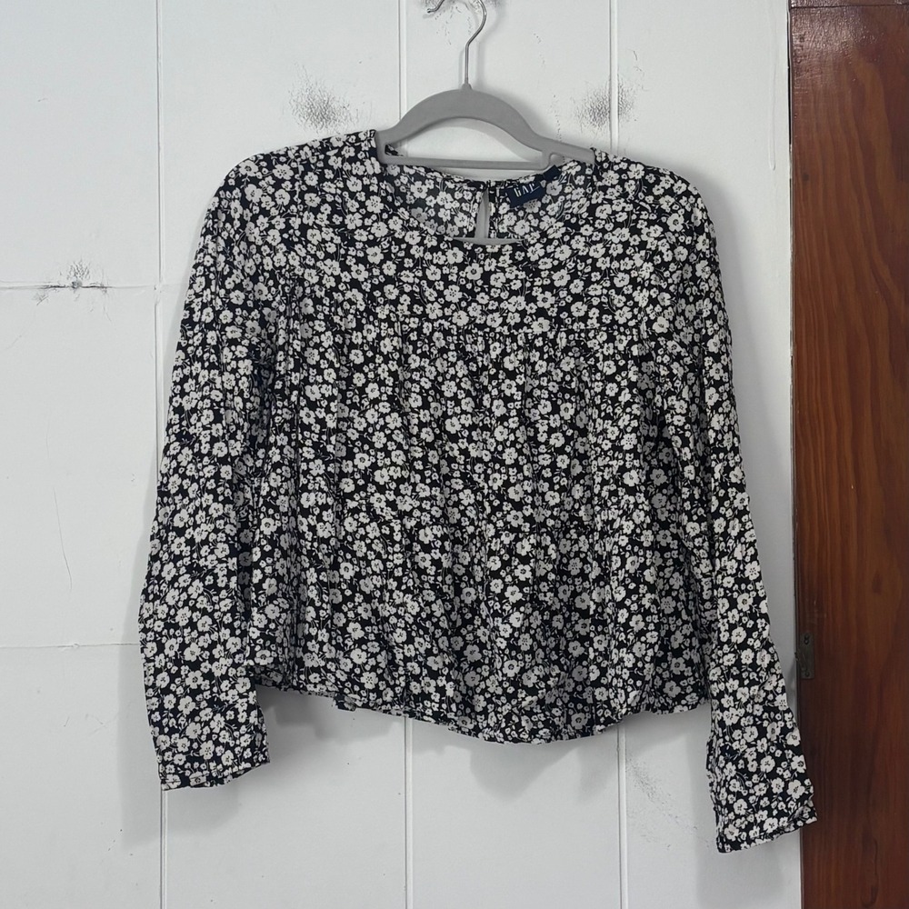 GAP Womens XS Black White Floral Print Long Sleeve Keyhole Back Blouse Top